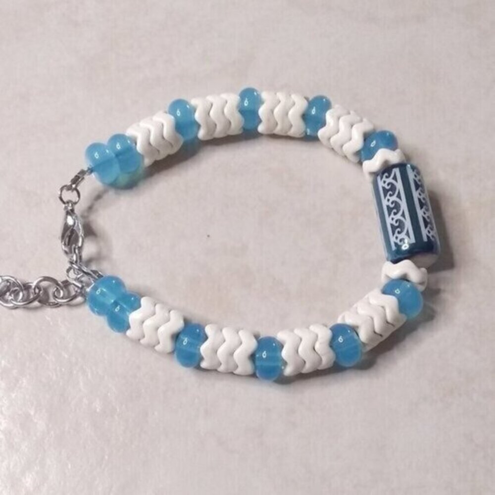 2/$25! Positive Vibes! Blue & White Beaded Bracelet! Sturdy Everyday Wear